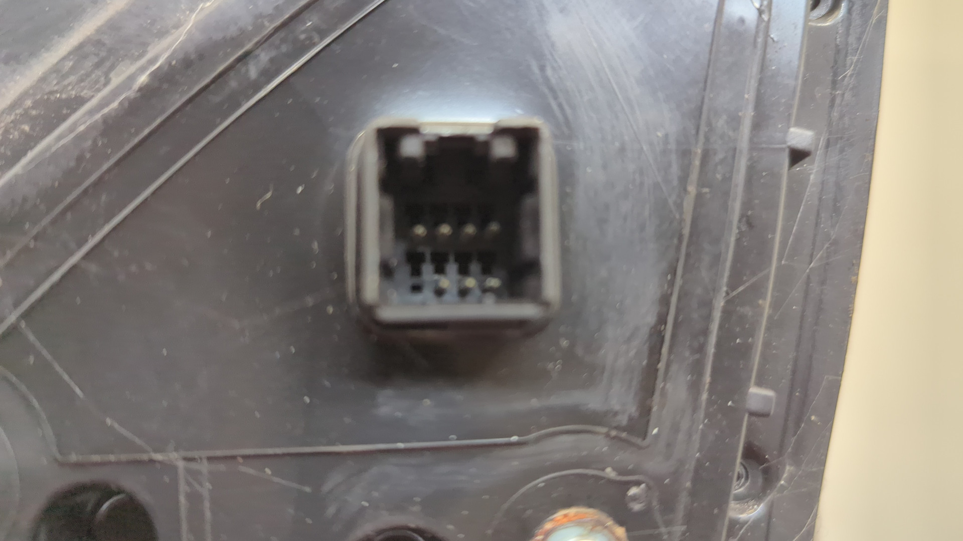 Зеркало правое электрическое