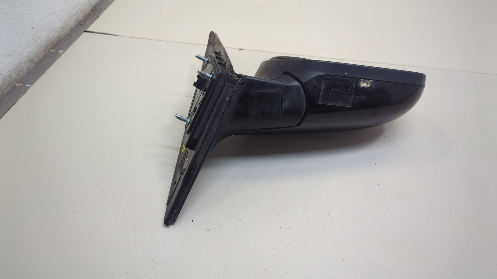 Зеркало правое электрическое