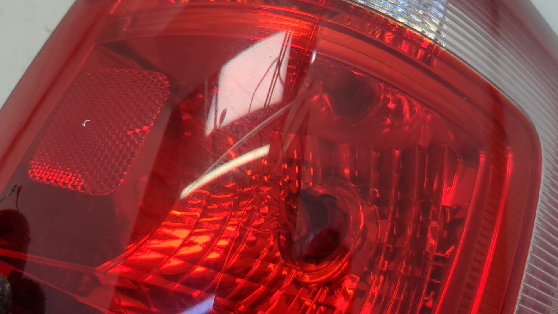 Фонарь задний правый