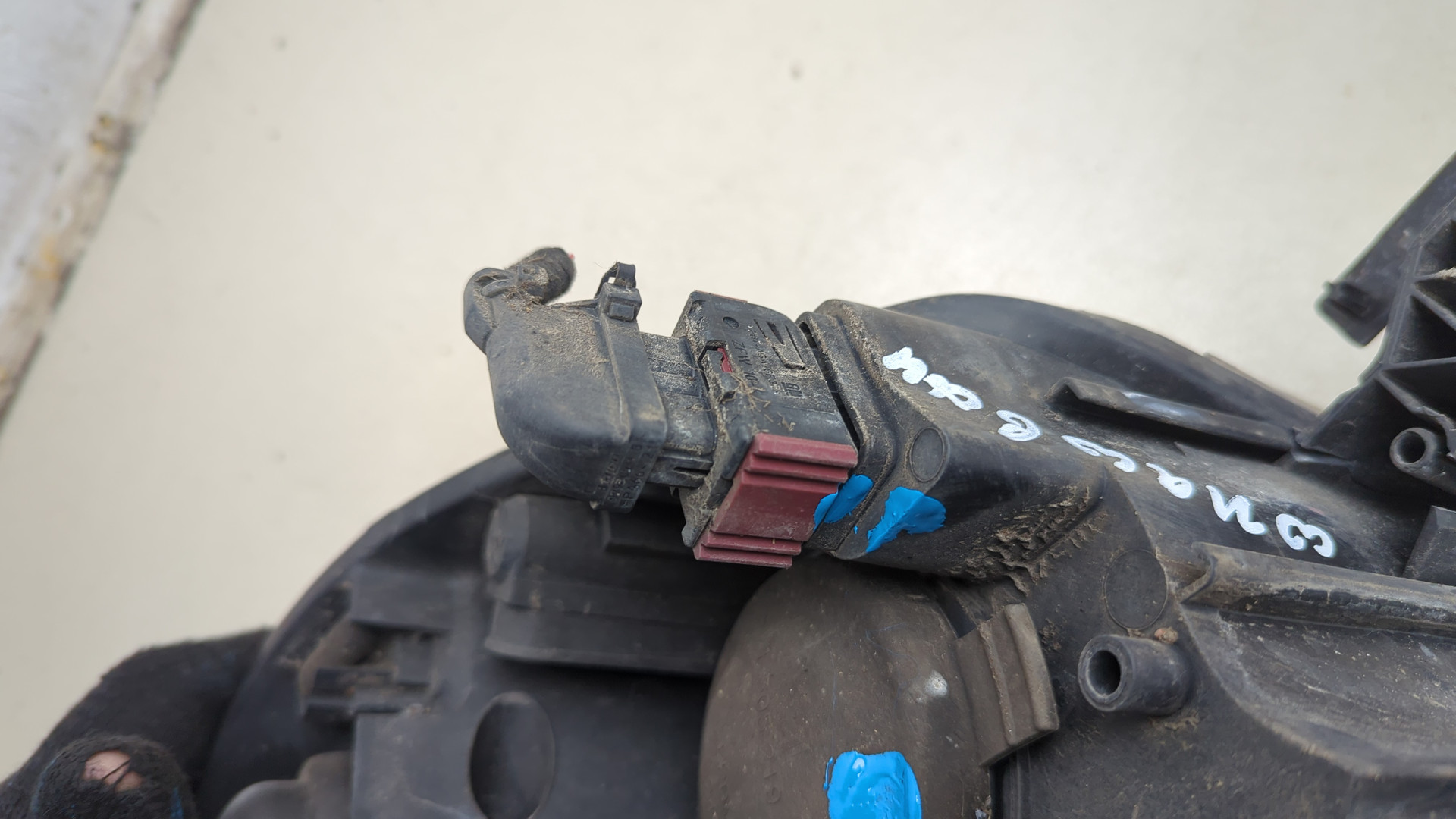 Фара правая