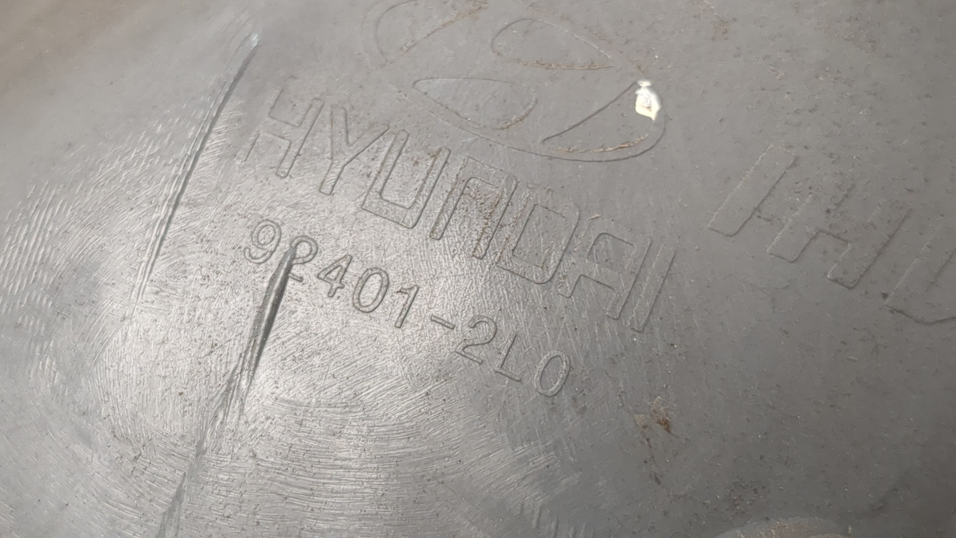 Фонарь задний левый