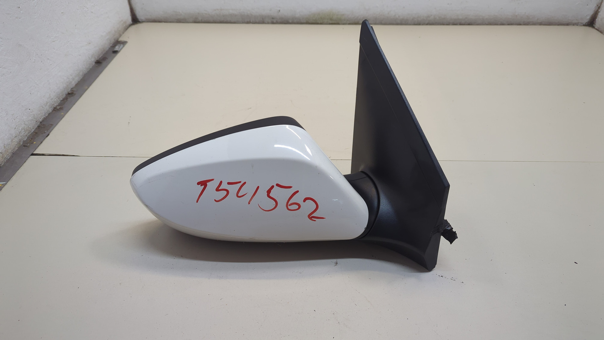 Зеркало правое электрическое