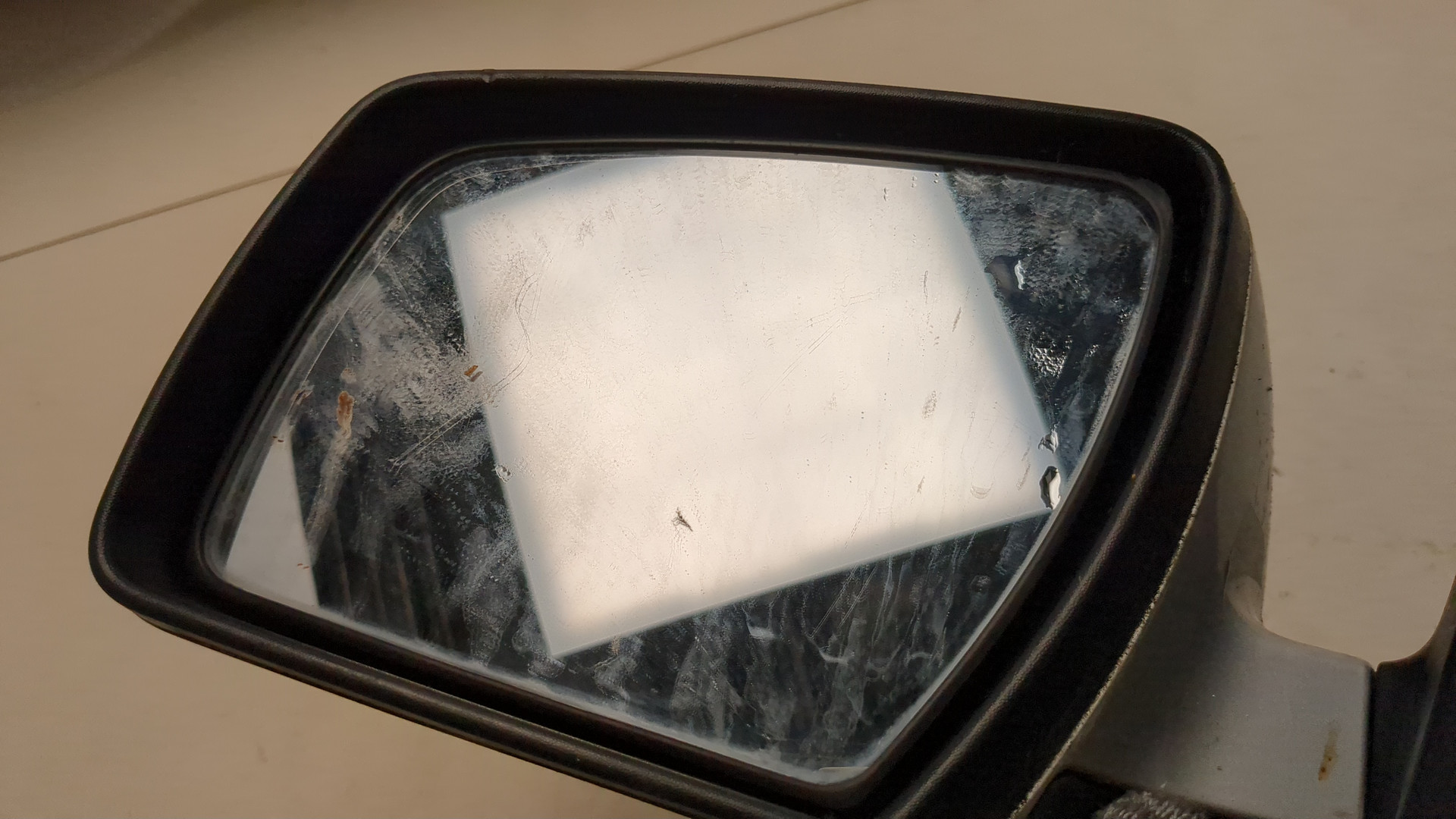 Зеркало левое электрическое