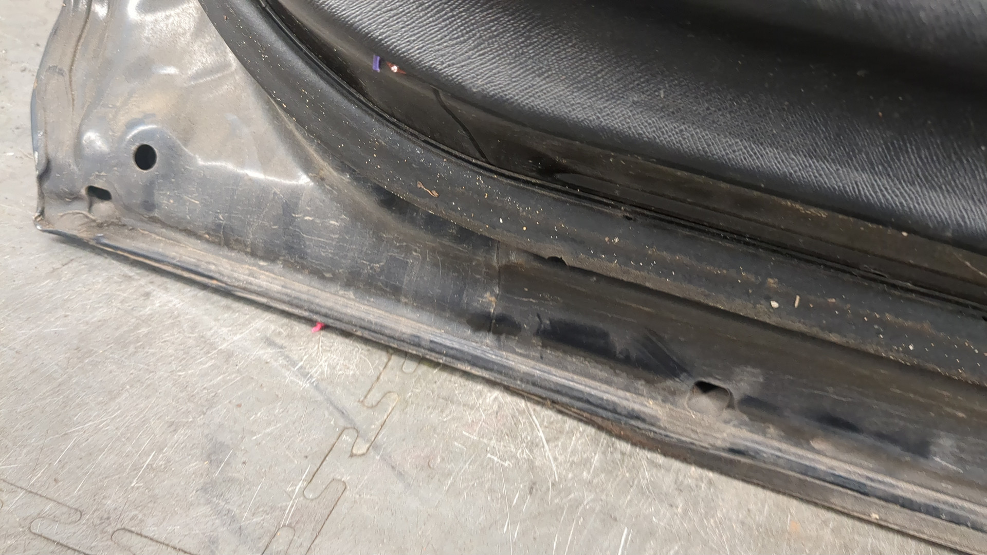 Дверь задняя правая