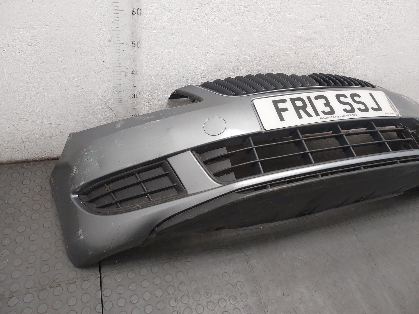 Бампер передний