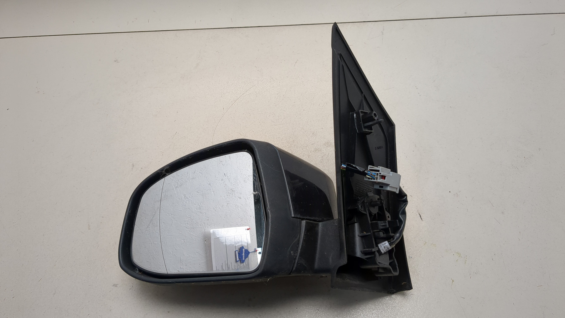 Зеркало левое электрическое