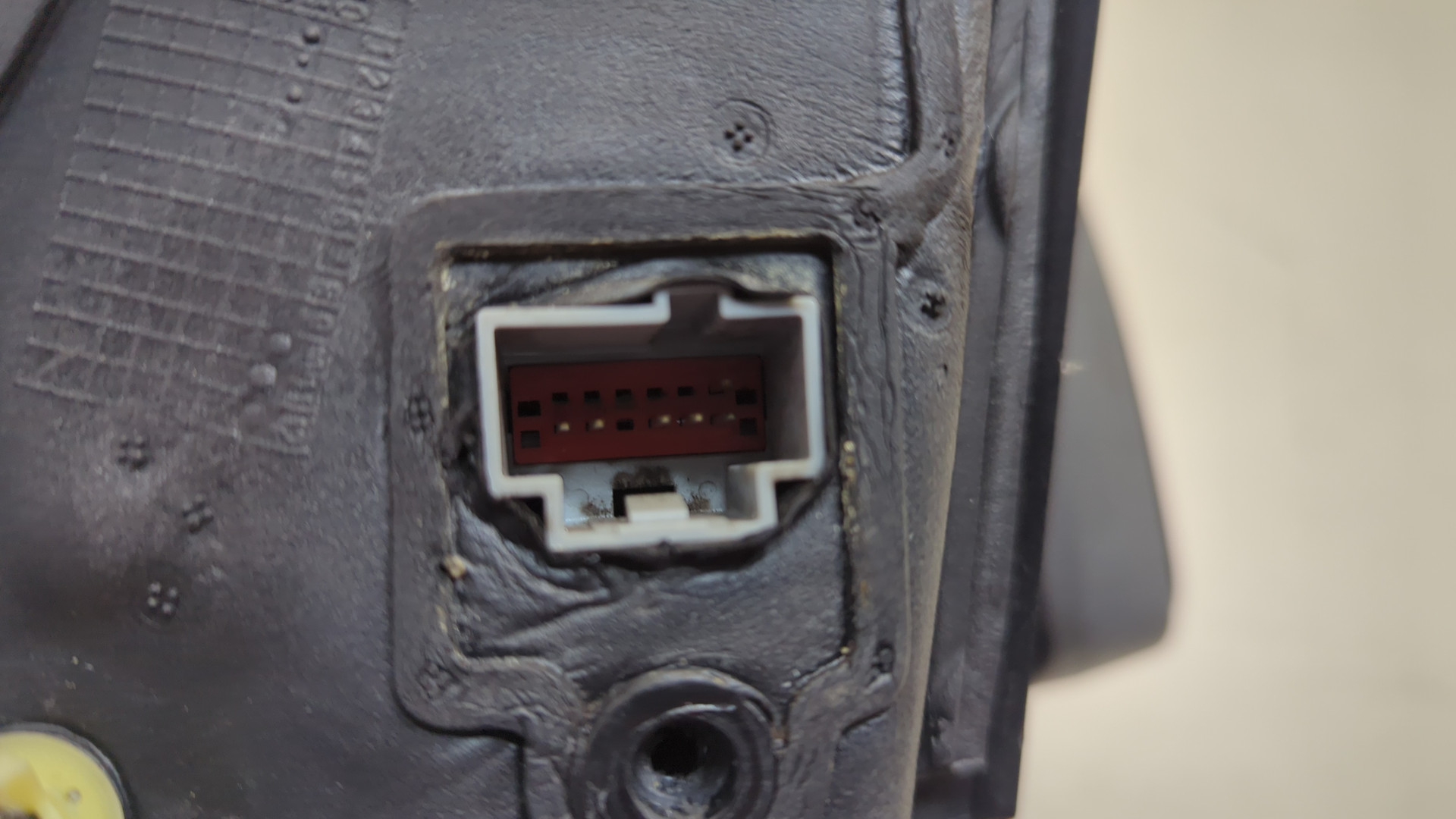 Зеркало правое электрическое