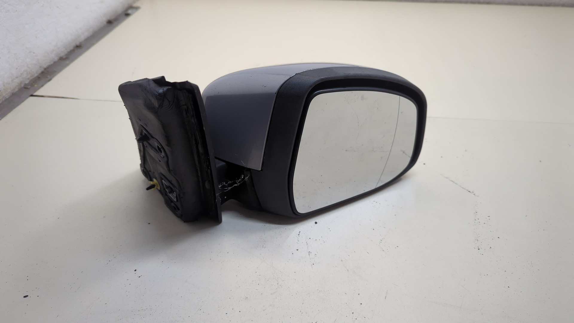 Зеркало правое электрическое