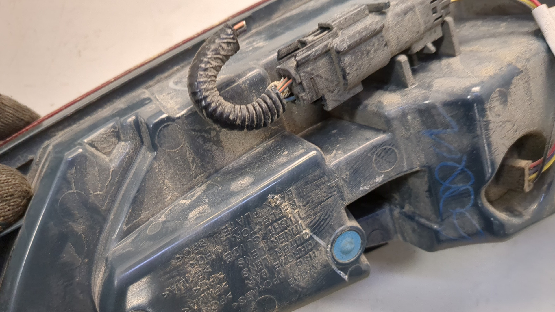 Фонарь задний левый