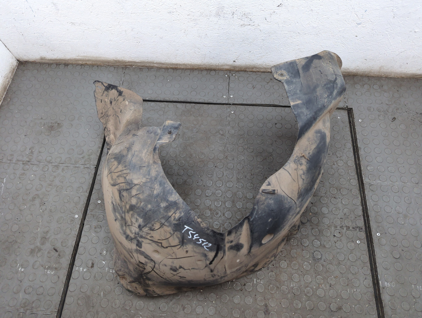 Локер передний левый