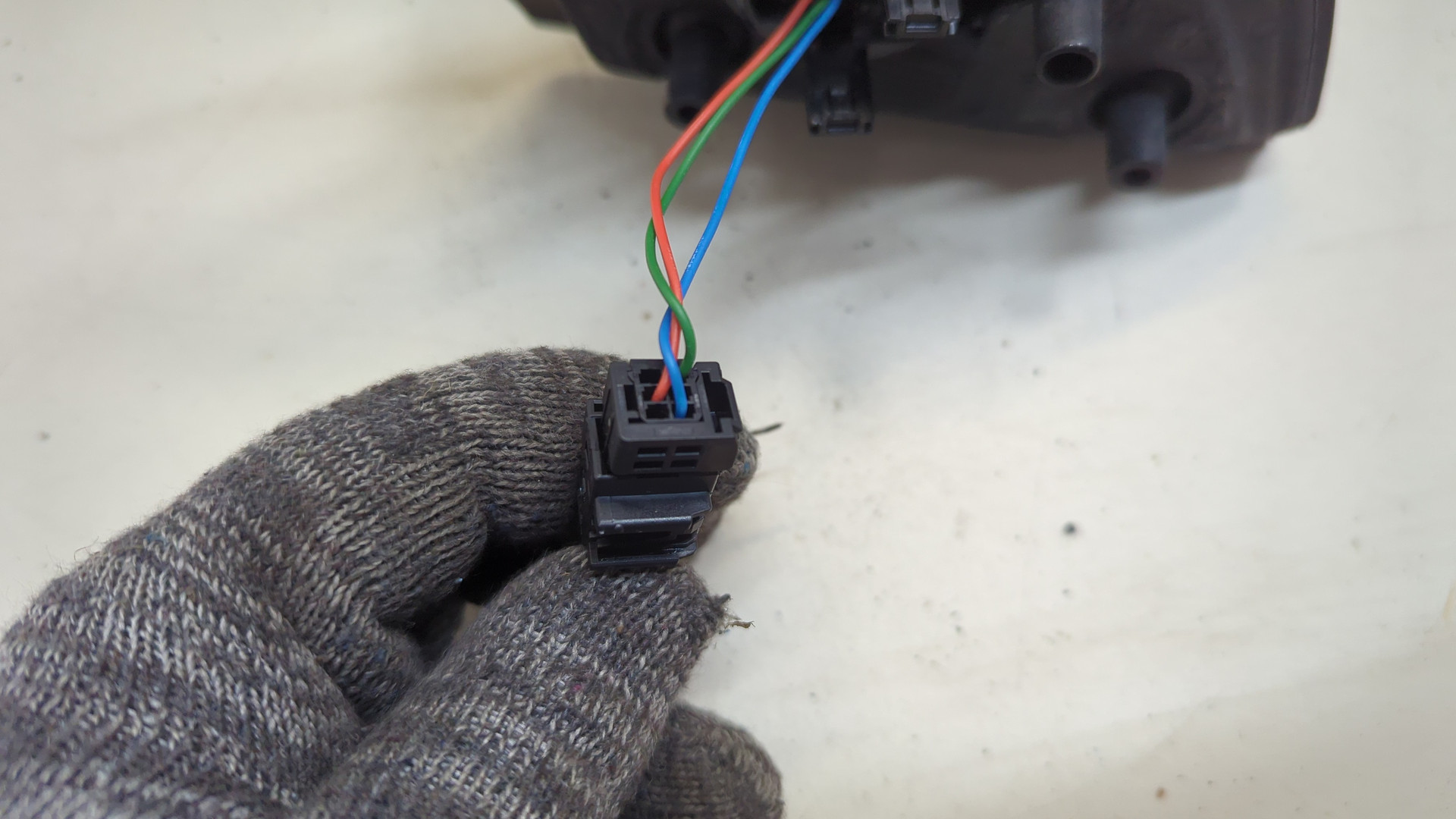 Зеркало левое электрическое