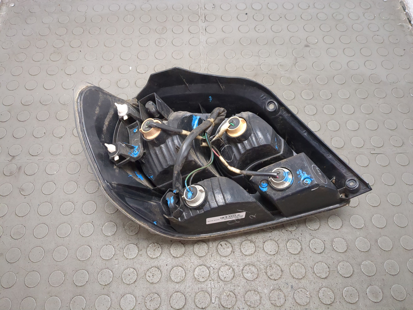 Фонарь задний правый