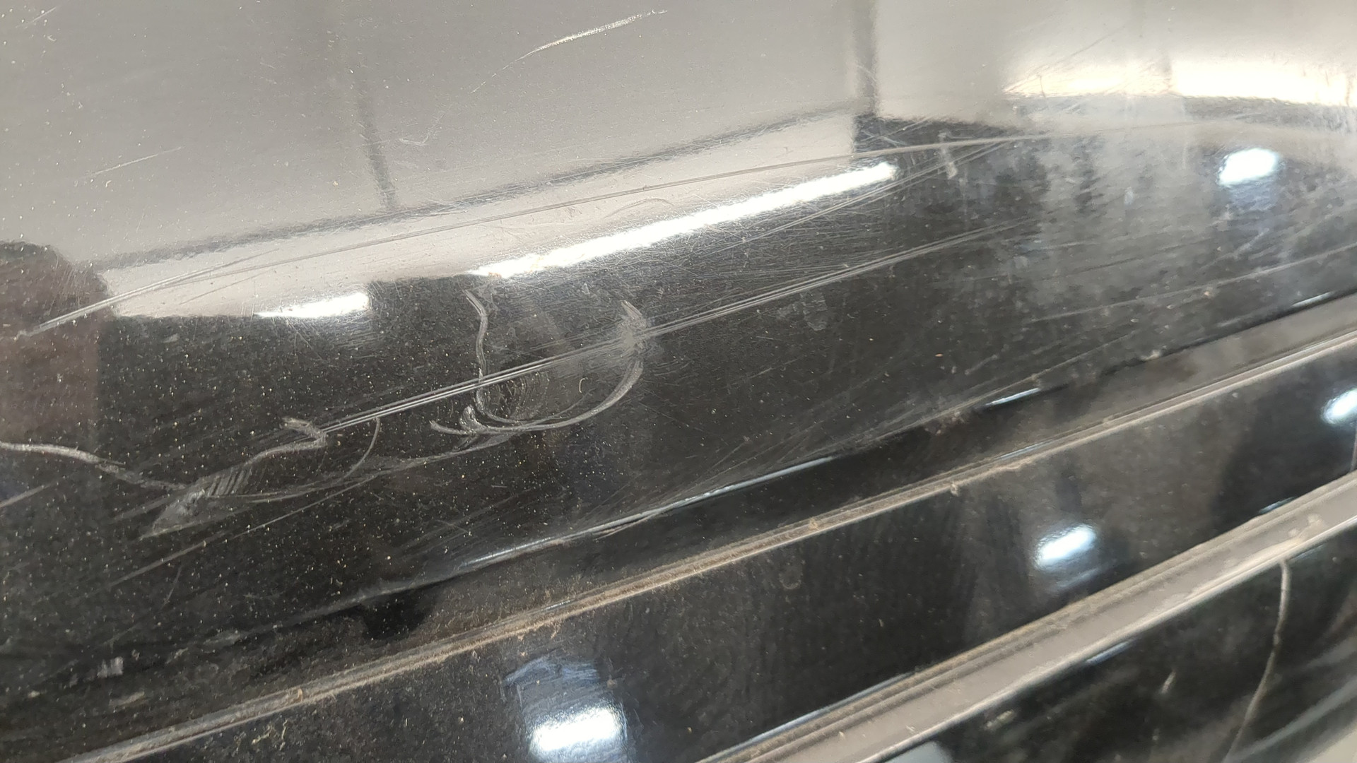 Бампер задний