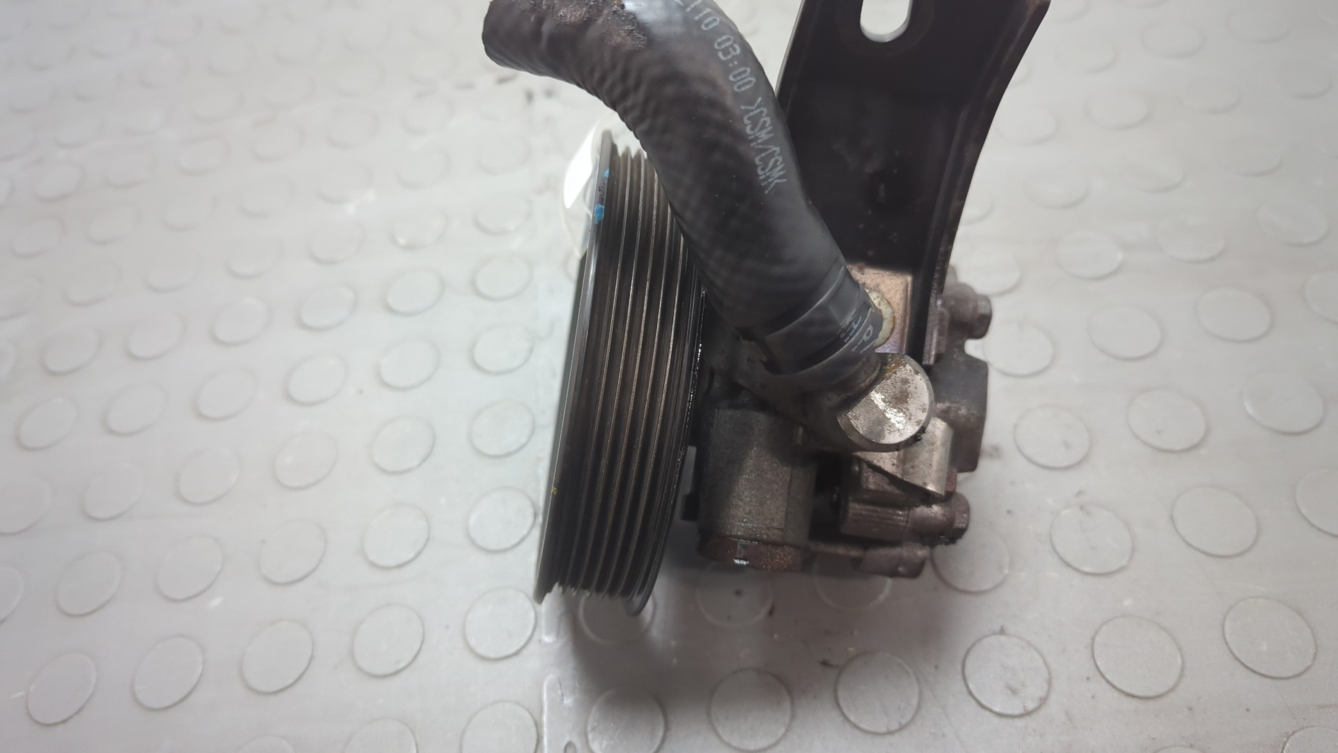 Насос ГУР (гидроусилитель руля)