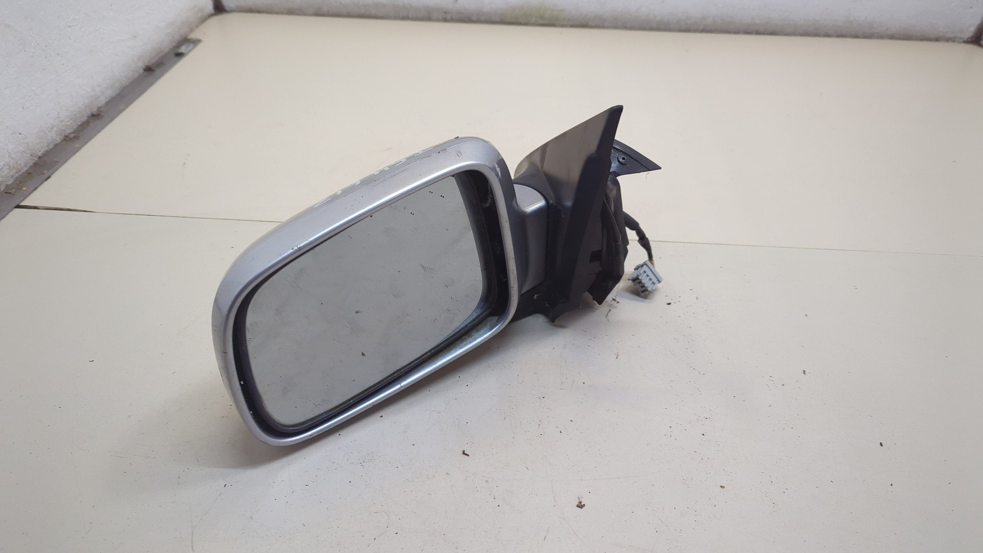 Зеркало левое электрическое