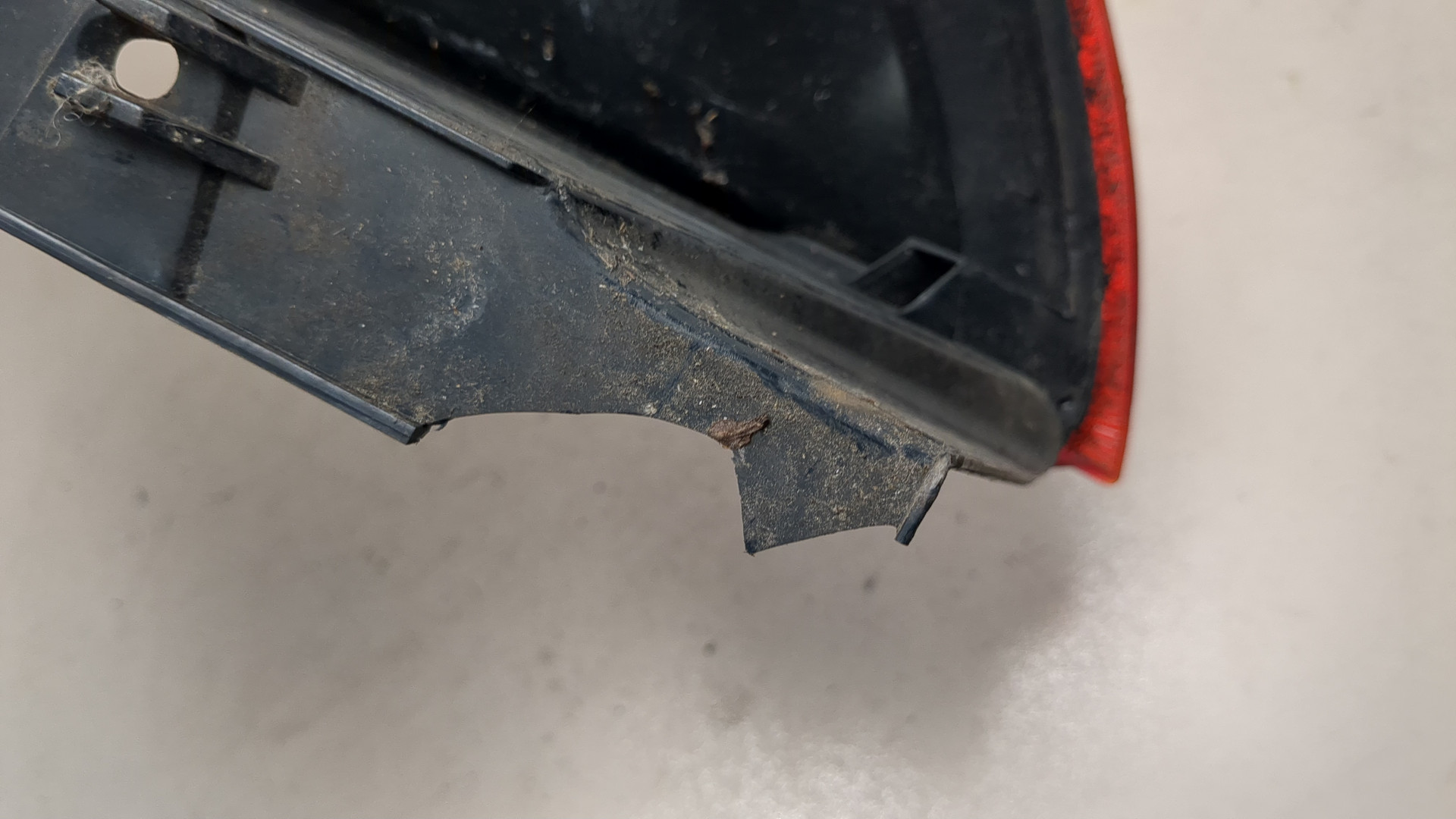 Фонарь задний левый