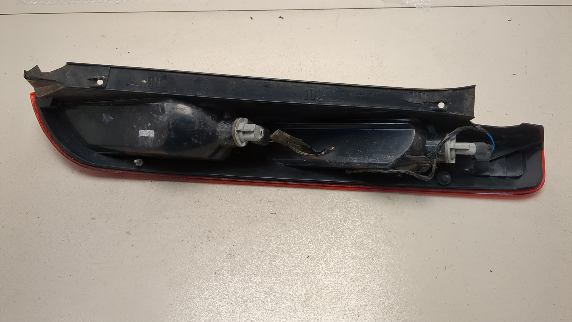 Фонарь задний левый