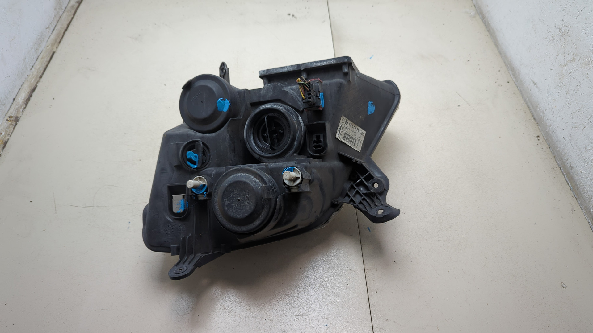 Фара правая