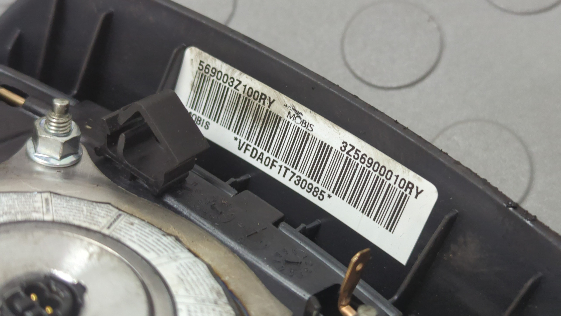 Подушка безопасности в рулевое колесо