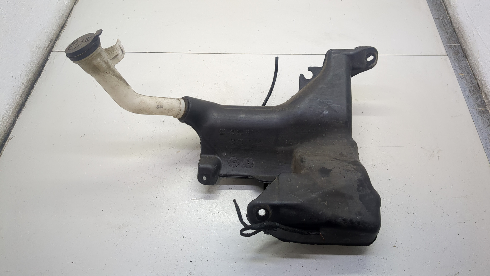 Бачок омывателя лобового стекла