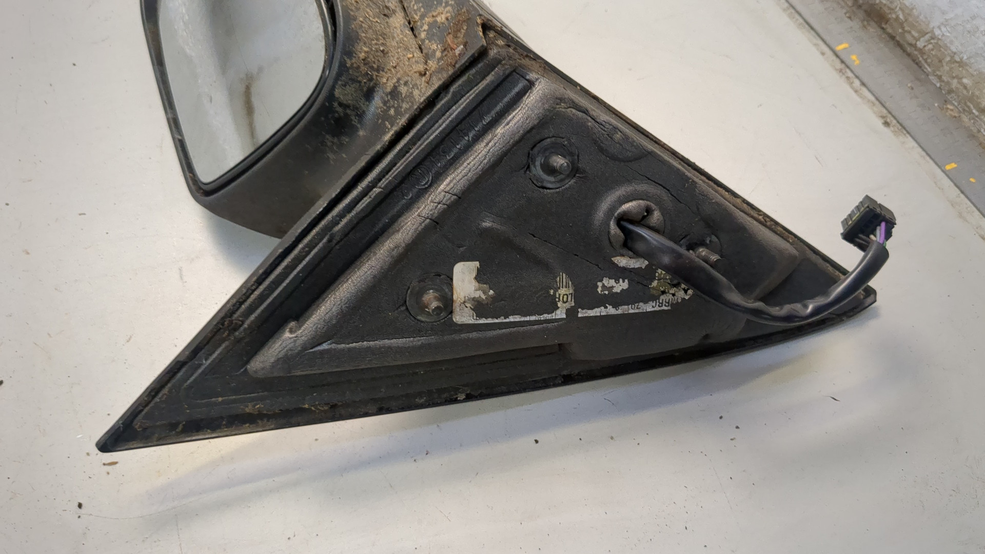 Зеркало правое электрическое