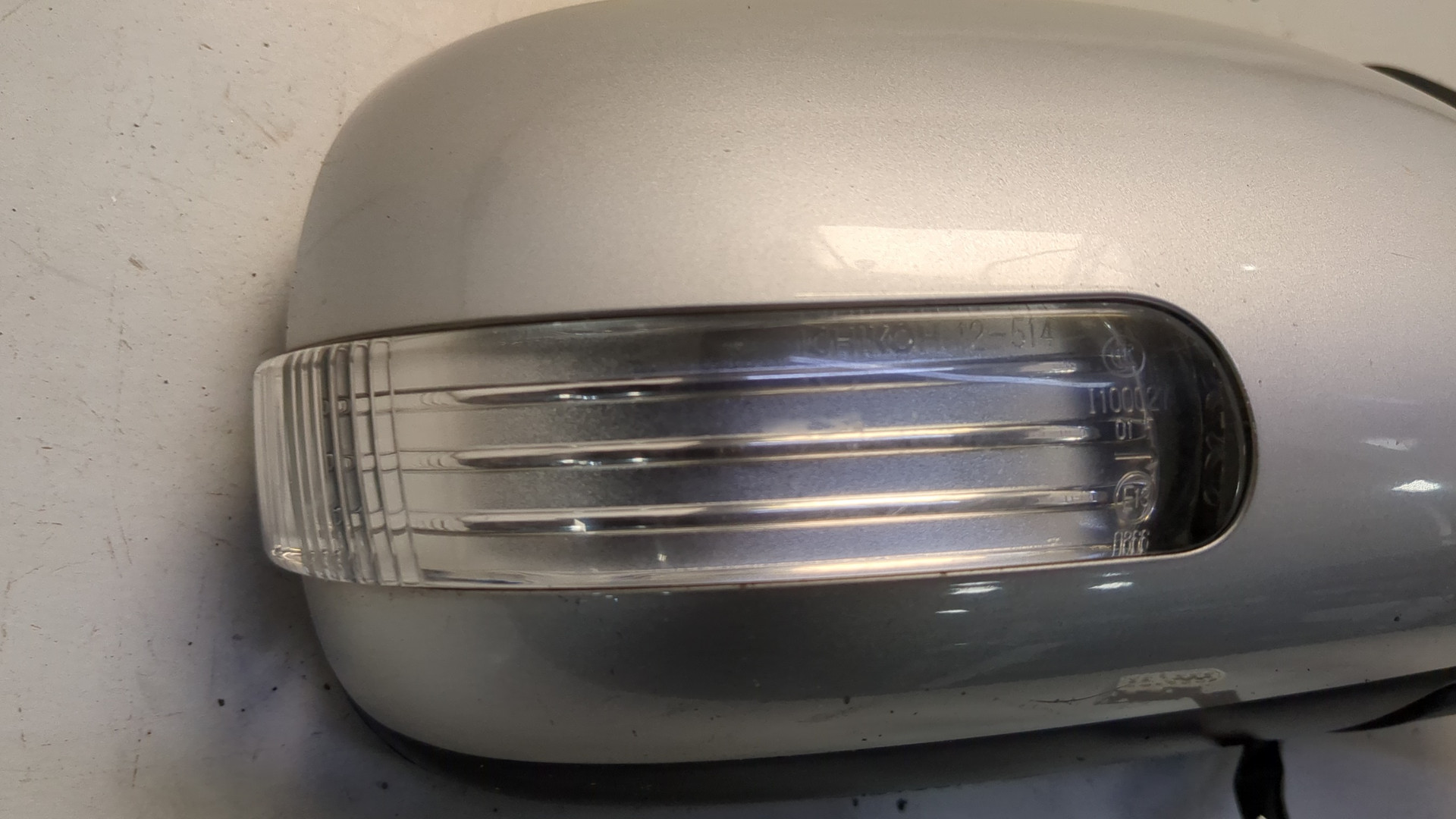 Зеркало правое электрическое