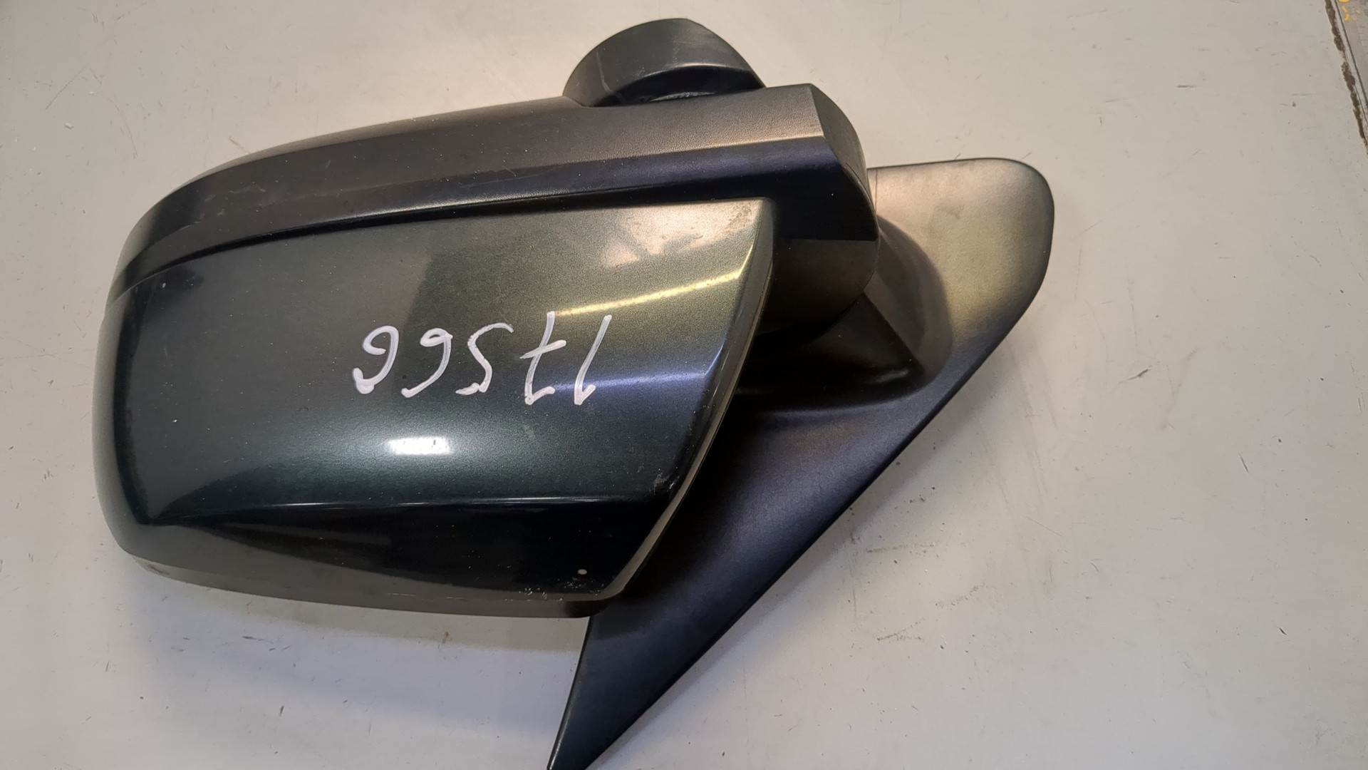 Зеркало левое электрическое