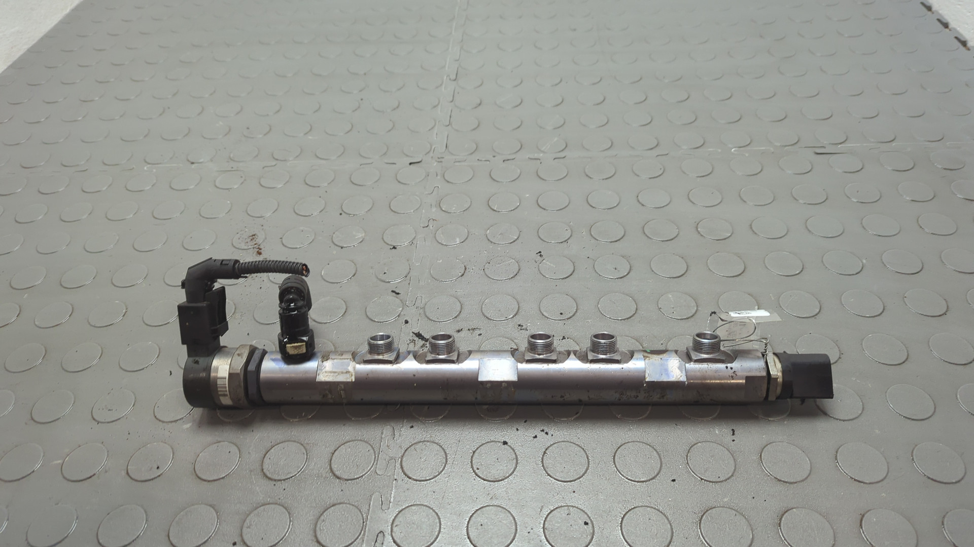 Рейка топливная (рампа)