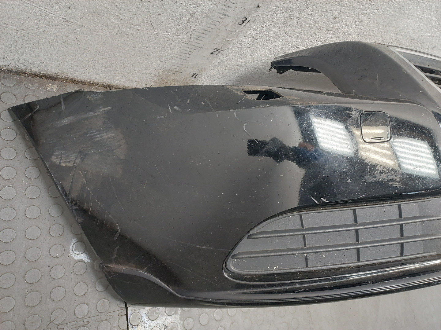 Бампер передний