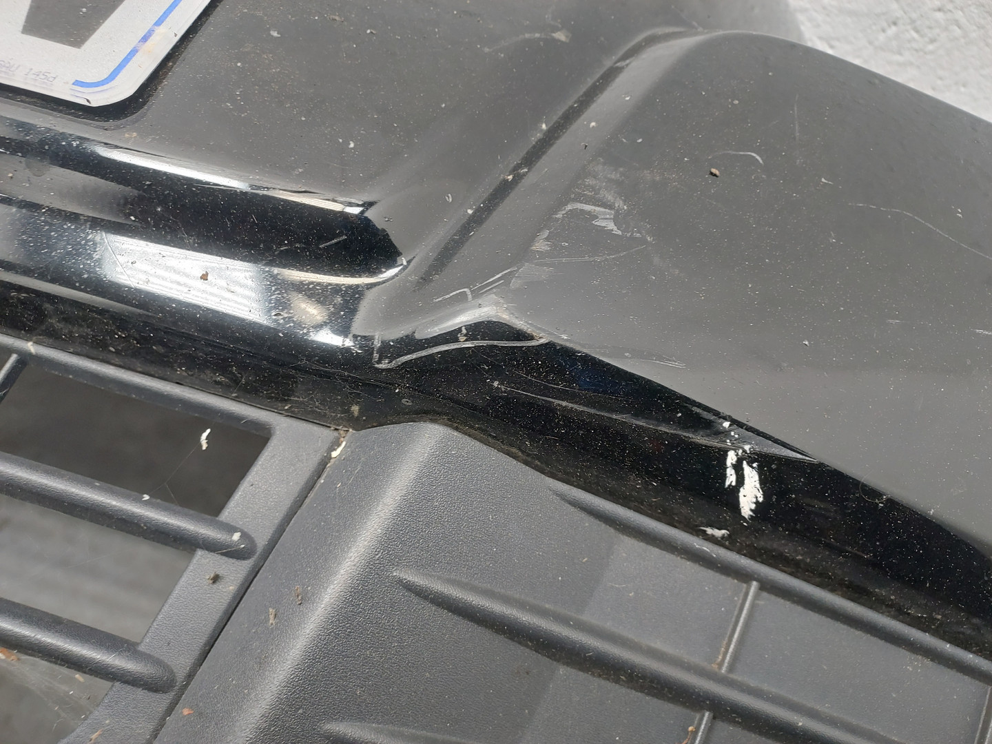 Бампер передний