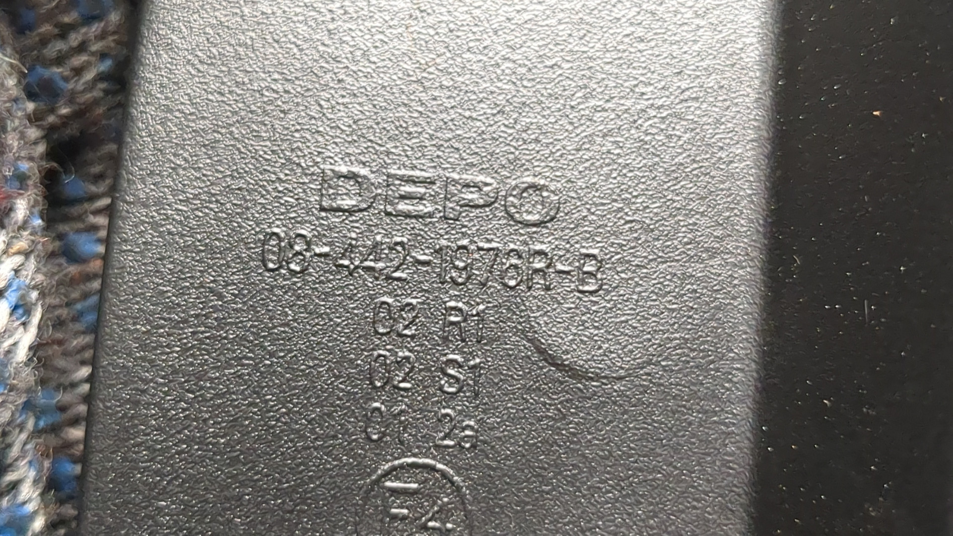 Фонарь задний правый