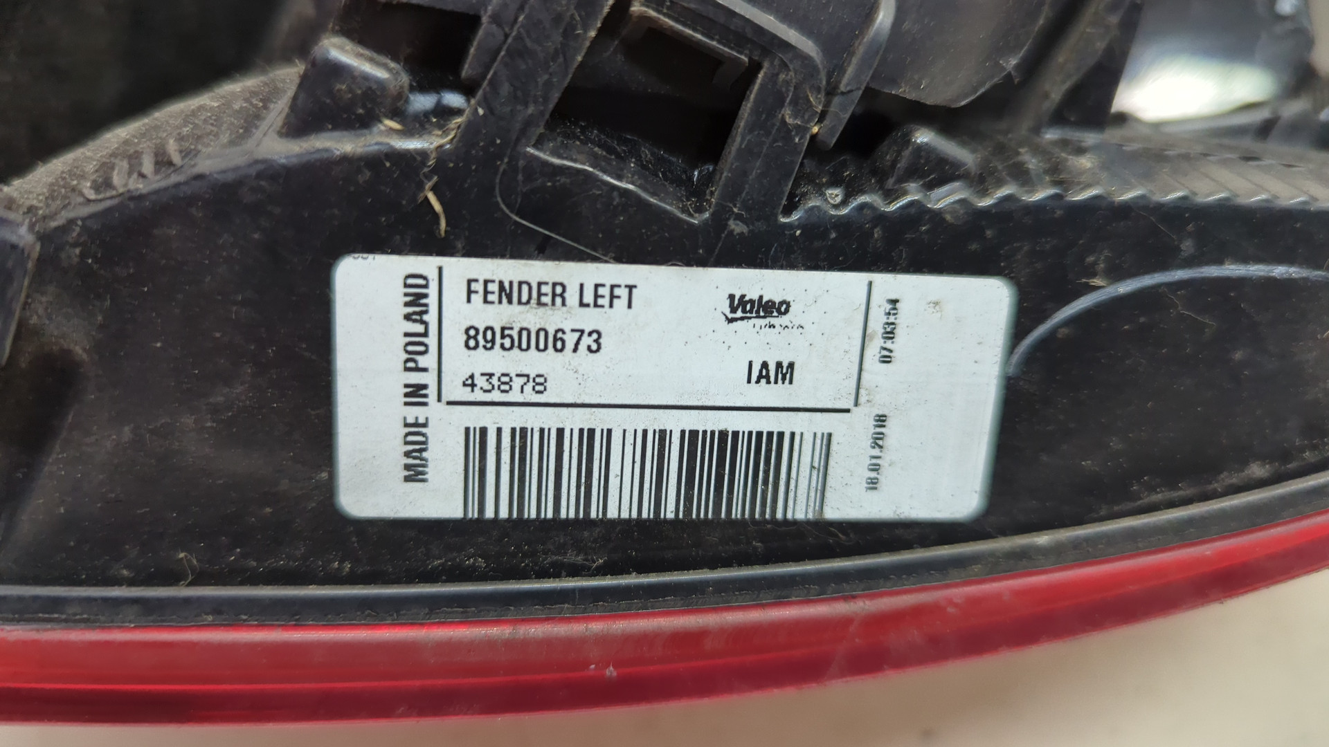 Фонарь задний левый