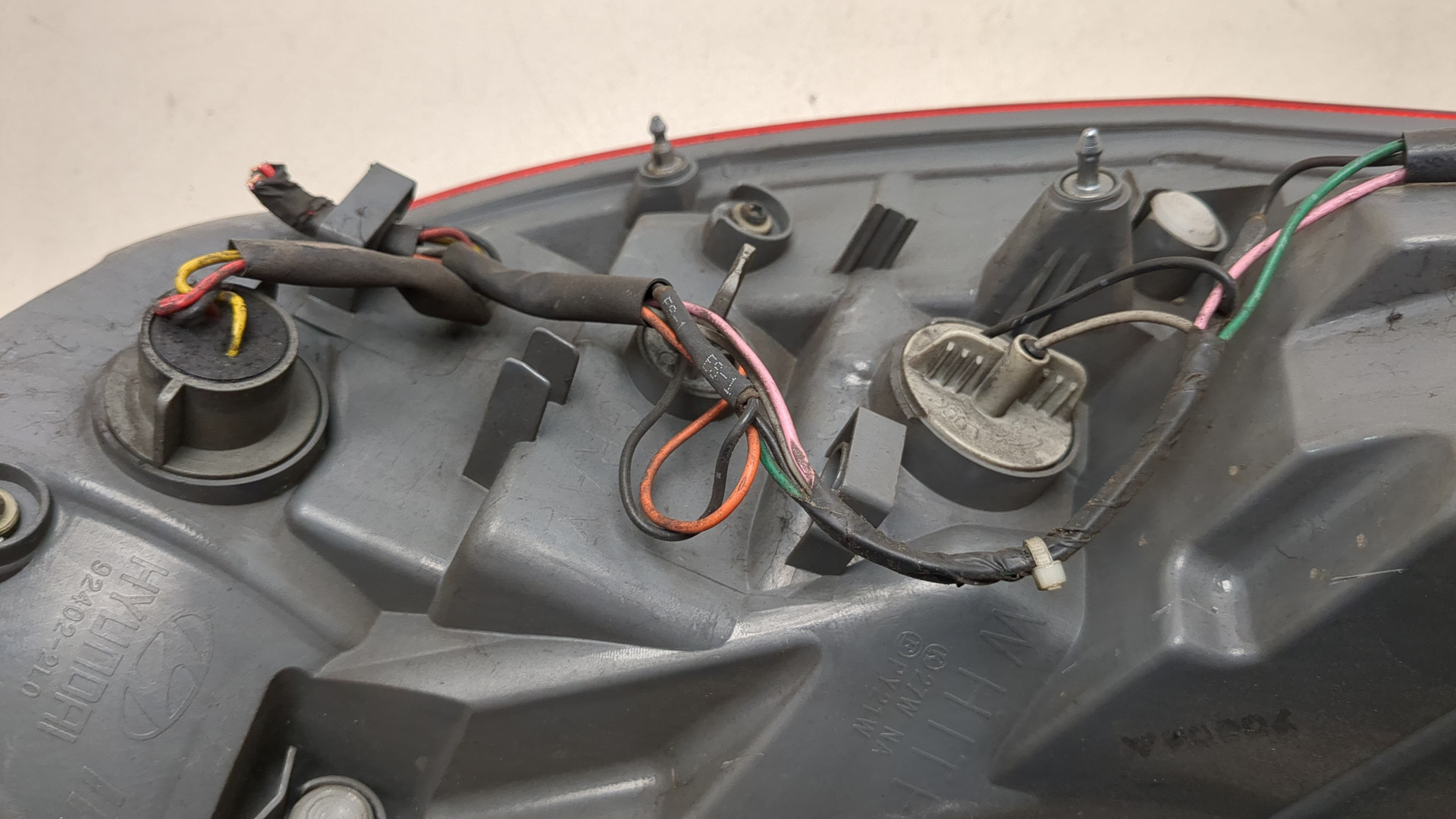 Фонарь задний правый