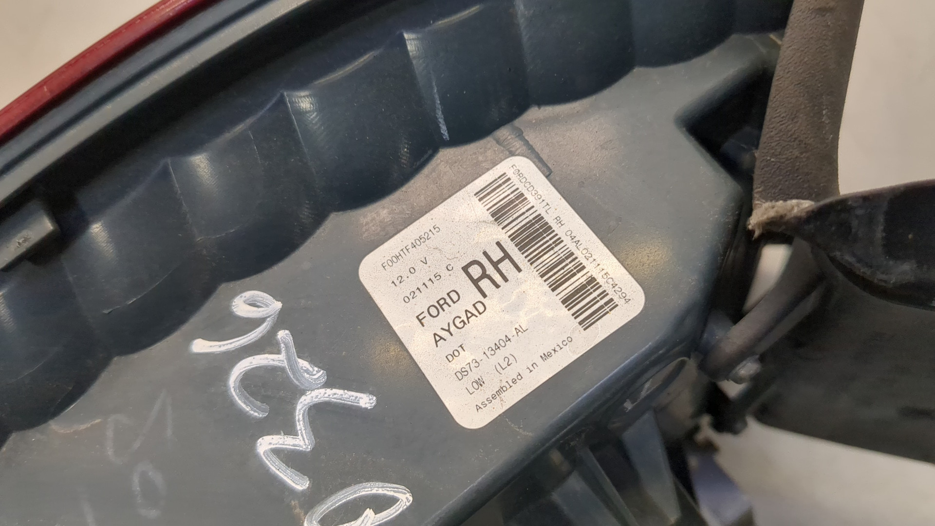 Фонарь задний правый