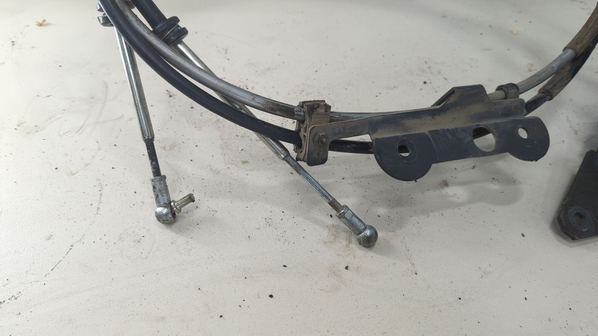 Трос КПП (выбора/переключения передач)