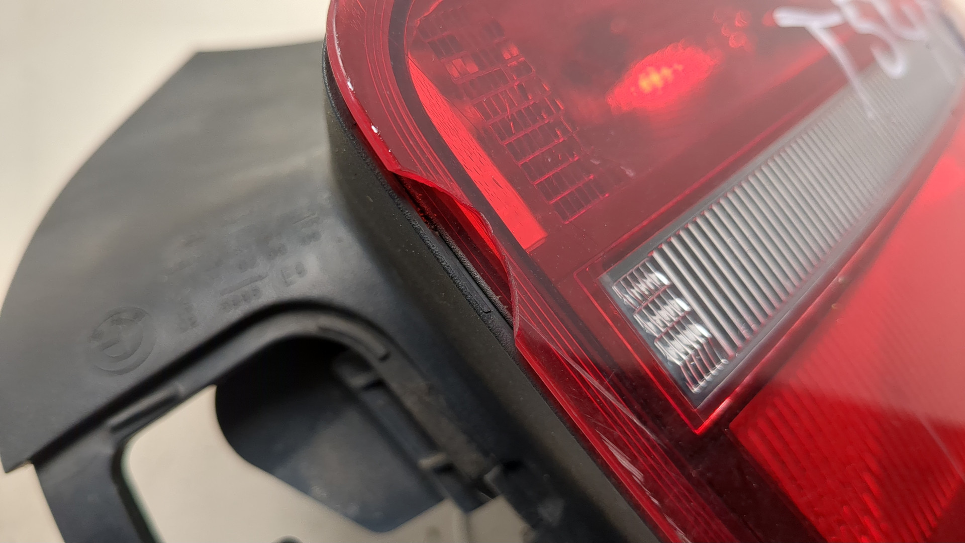 Фонарь задний правый