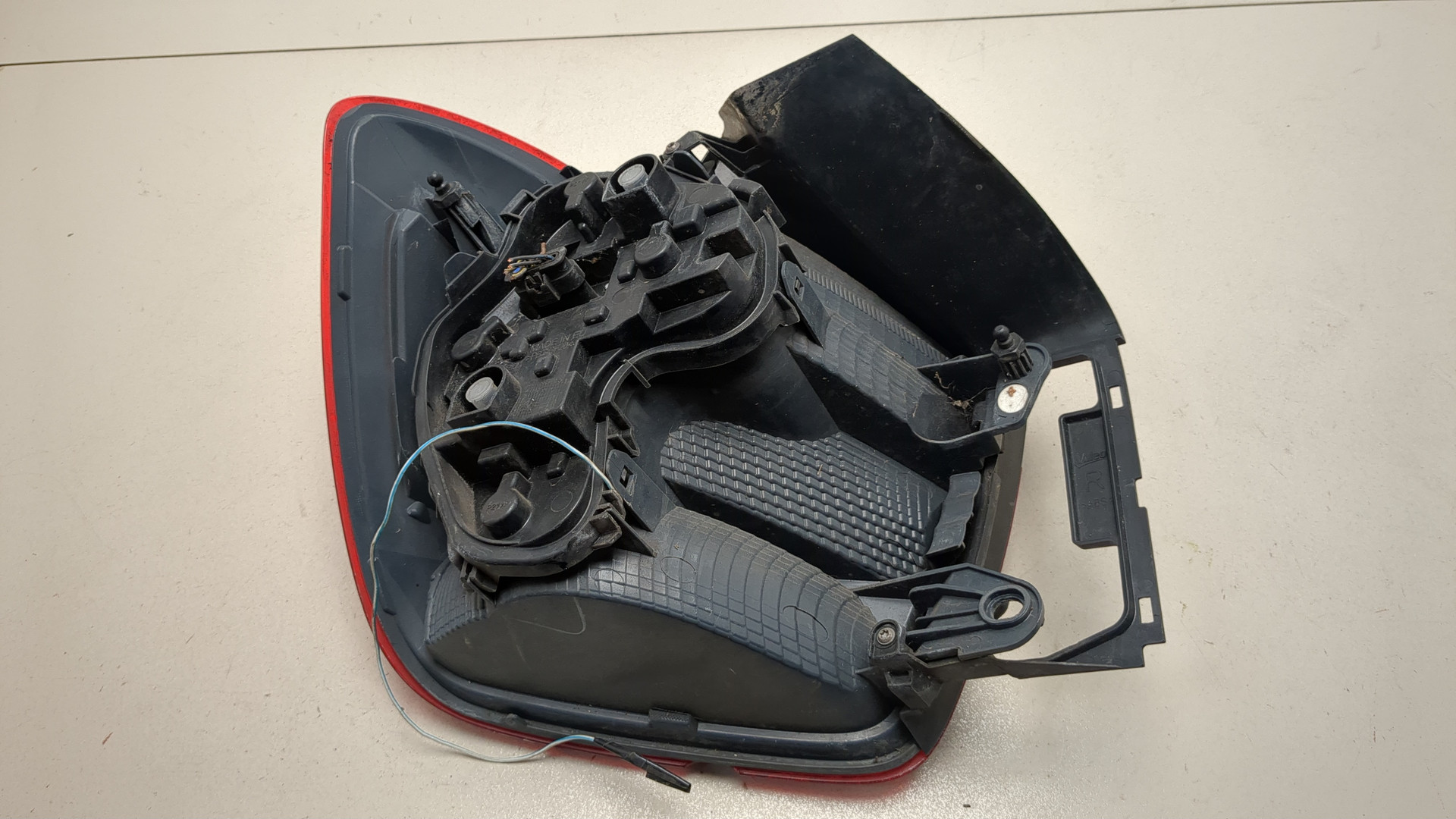 Фонарь задний правый