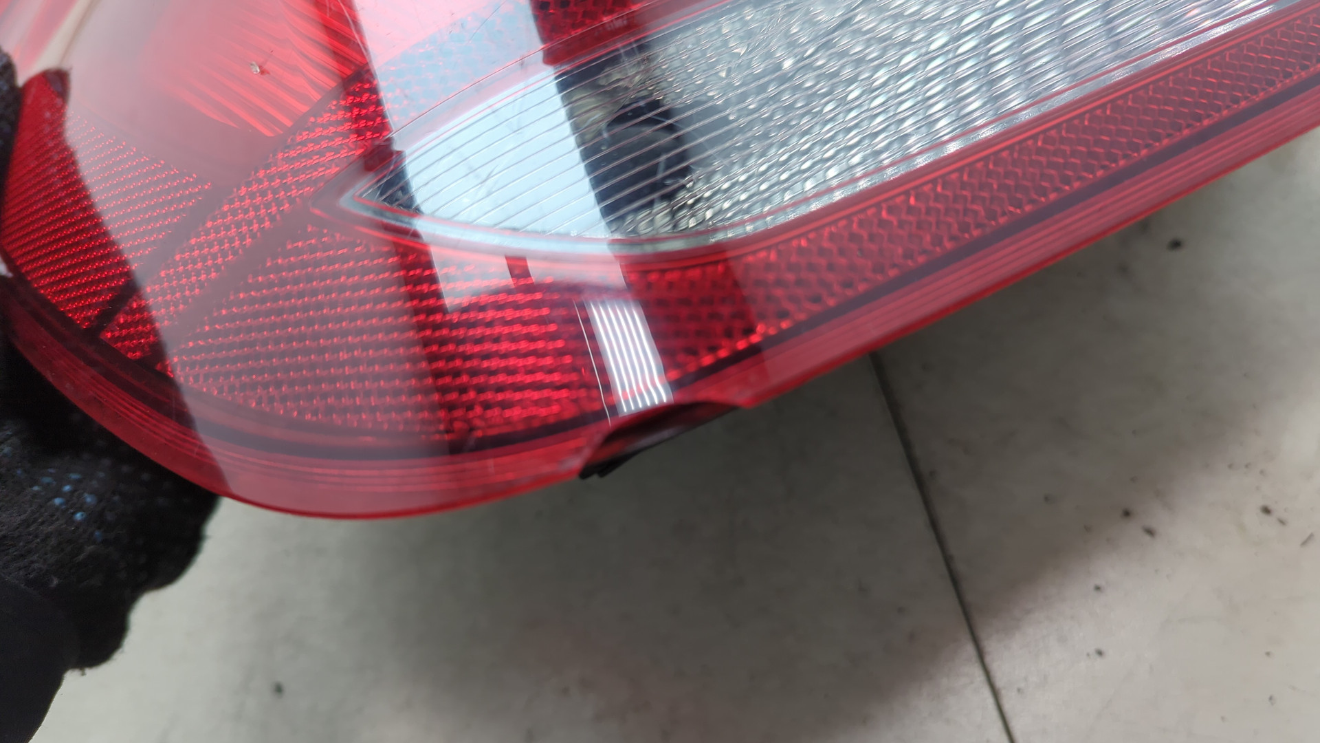 Фонарь задний левый