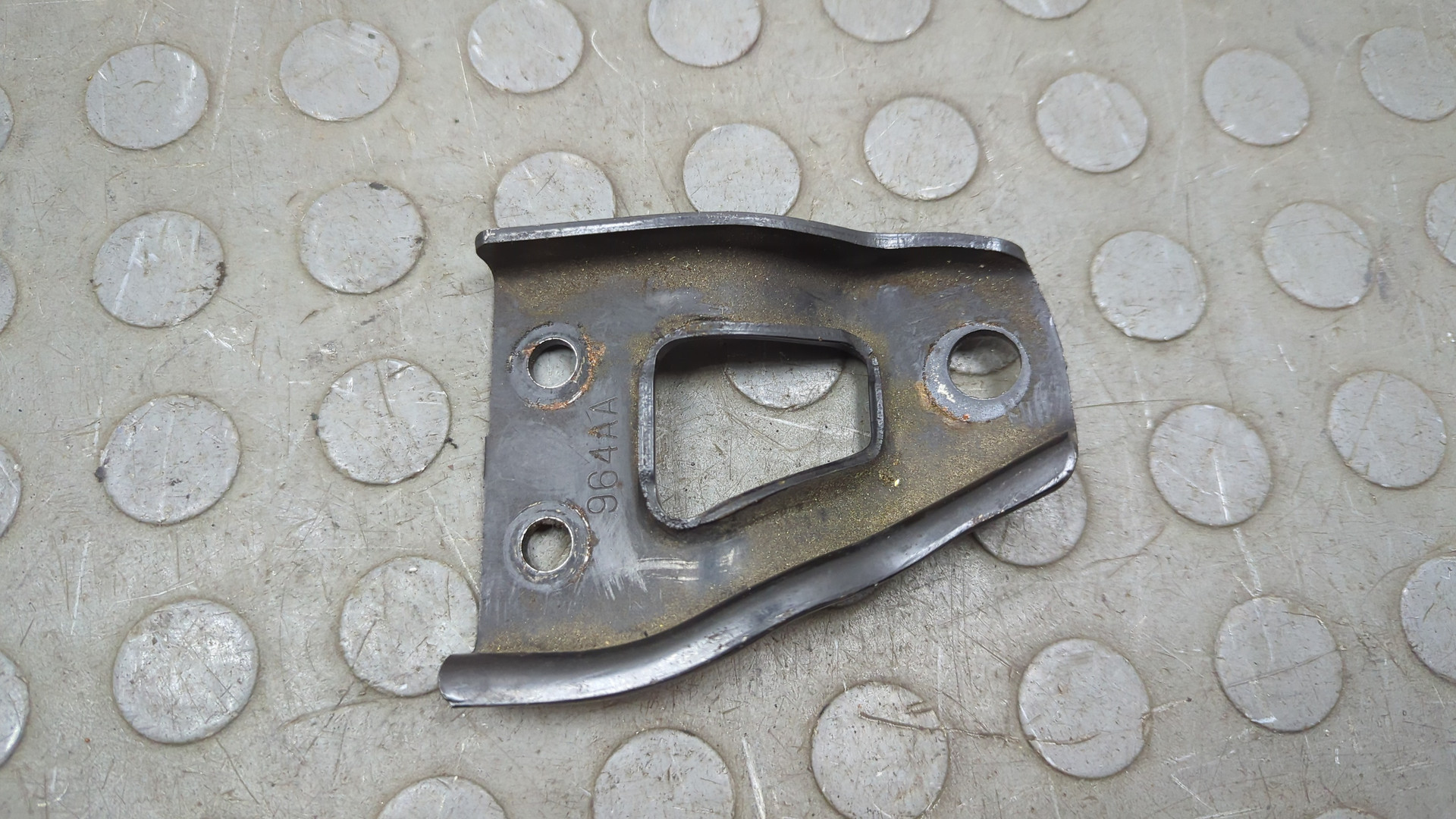 Кронштейн двигателя