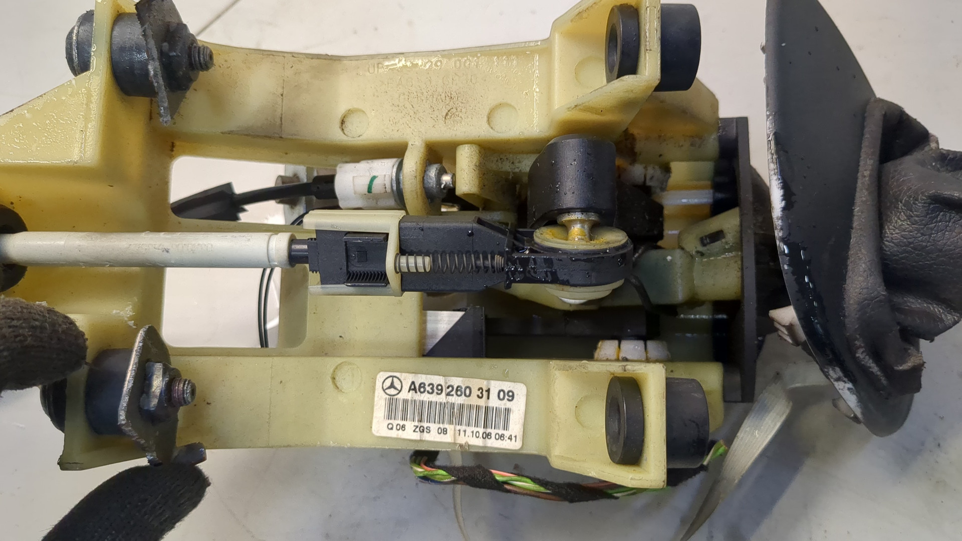 Кулиса МКПП / АКПП