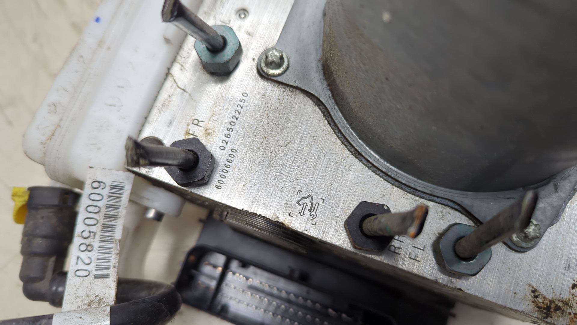 Блок ABS (насос)