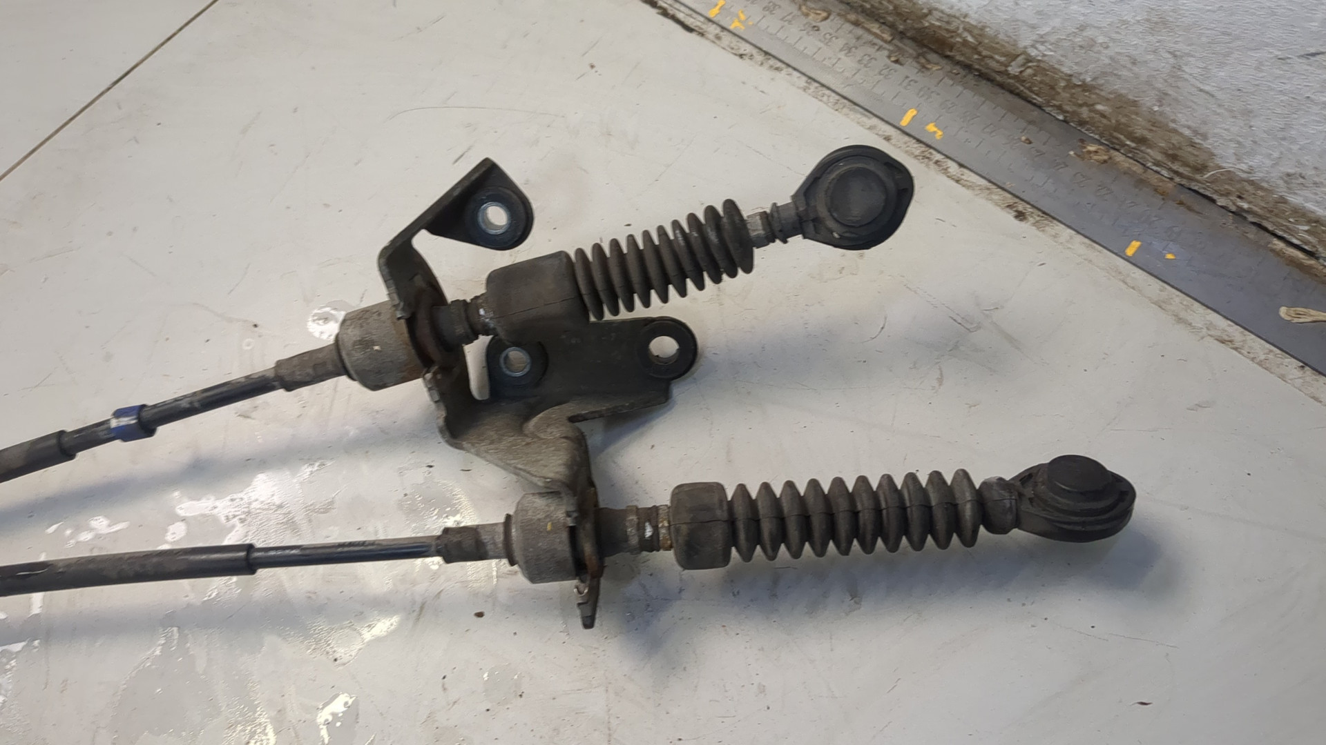 Трос КПП (выбора/переключения передач)