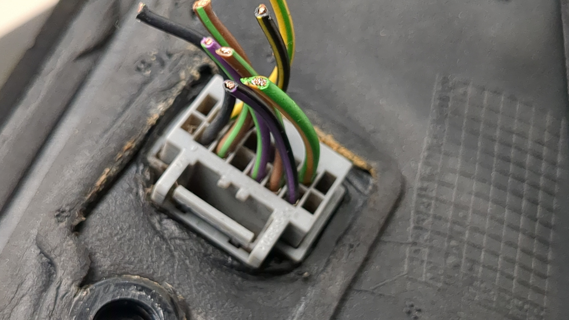 Зеркало левое электрическое