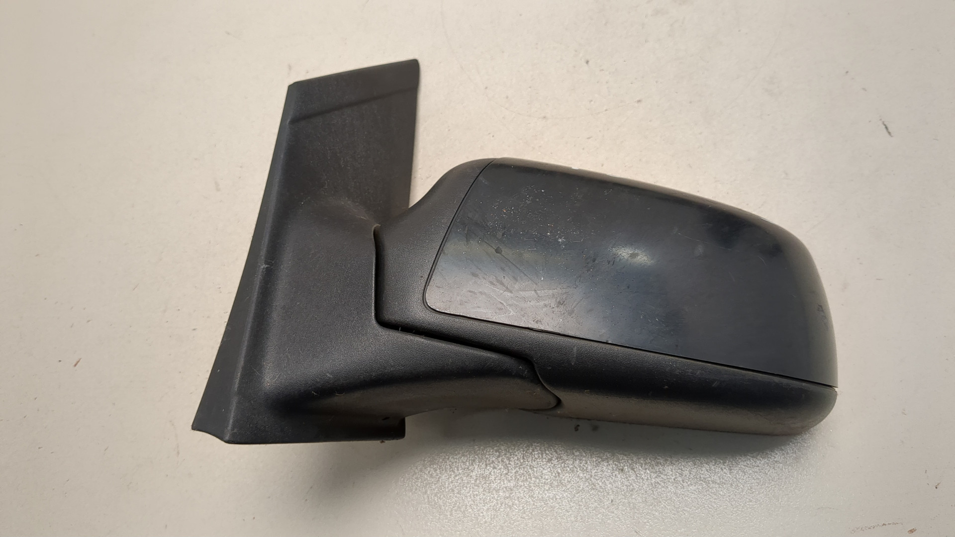 Зеркало левое электрическое