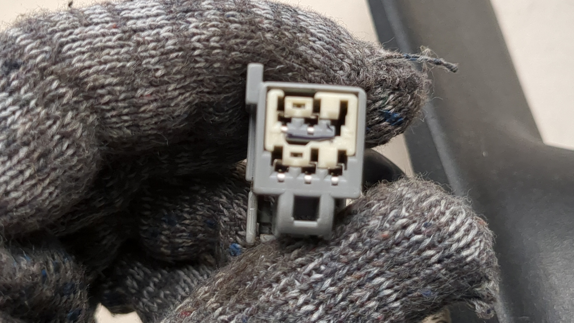 Зеркало левое электрическое