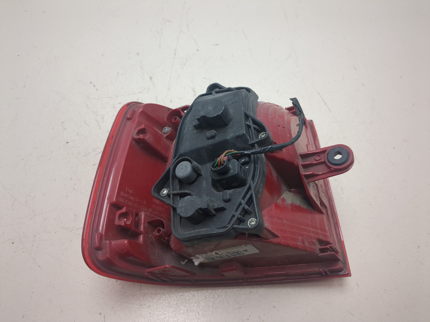 Фонарь задний правый