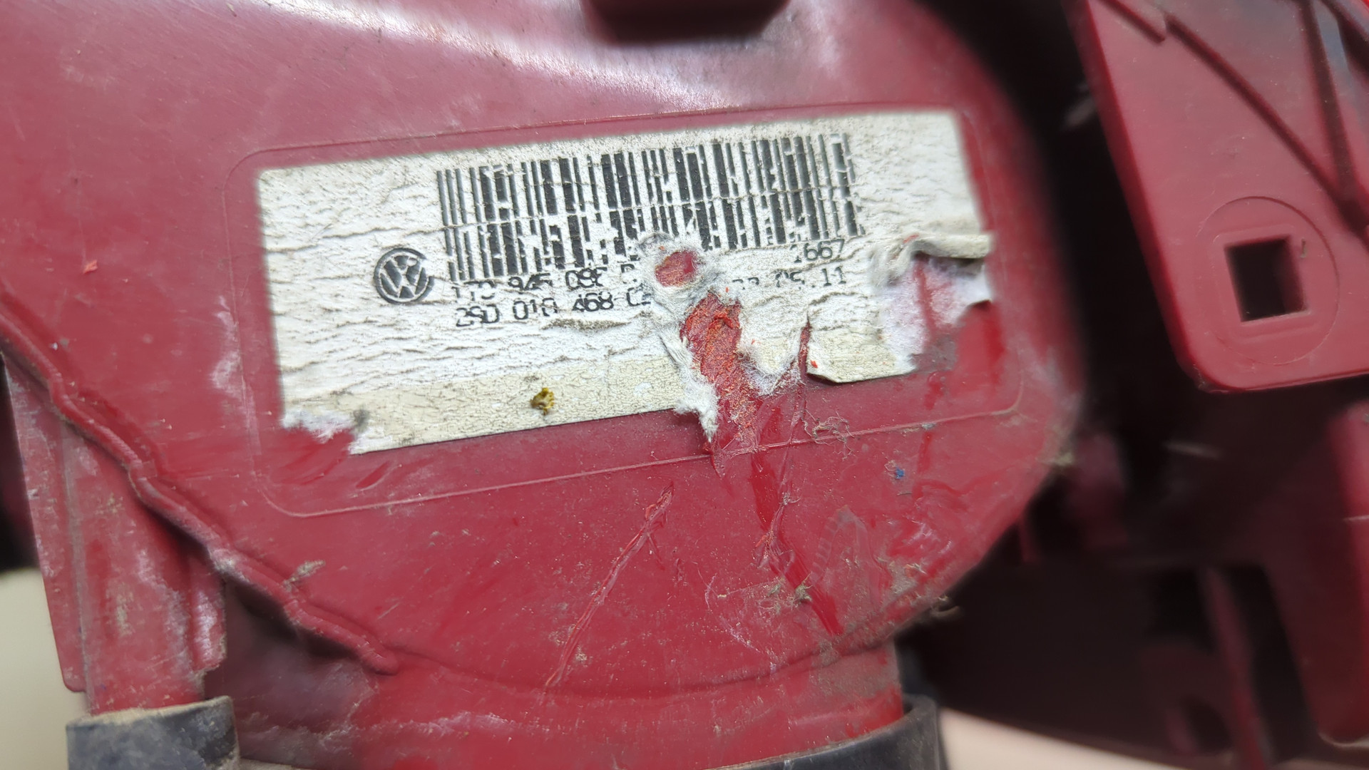 Фонарь задний правый