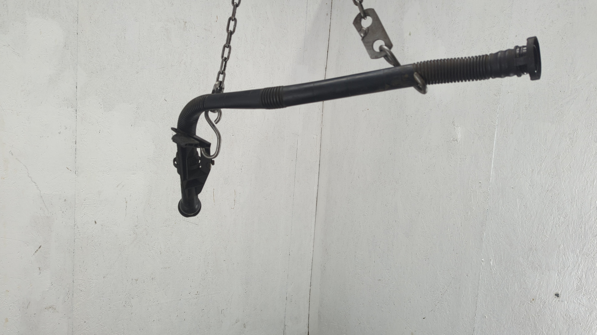 Маслозаливная горловина