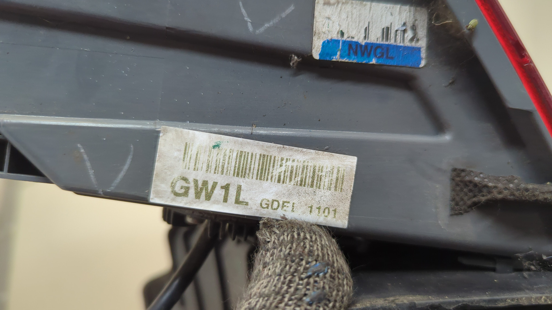 Фонарь задний левый