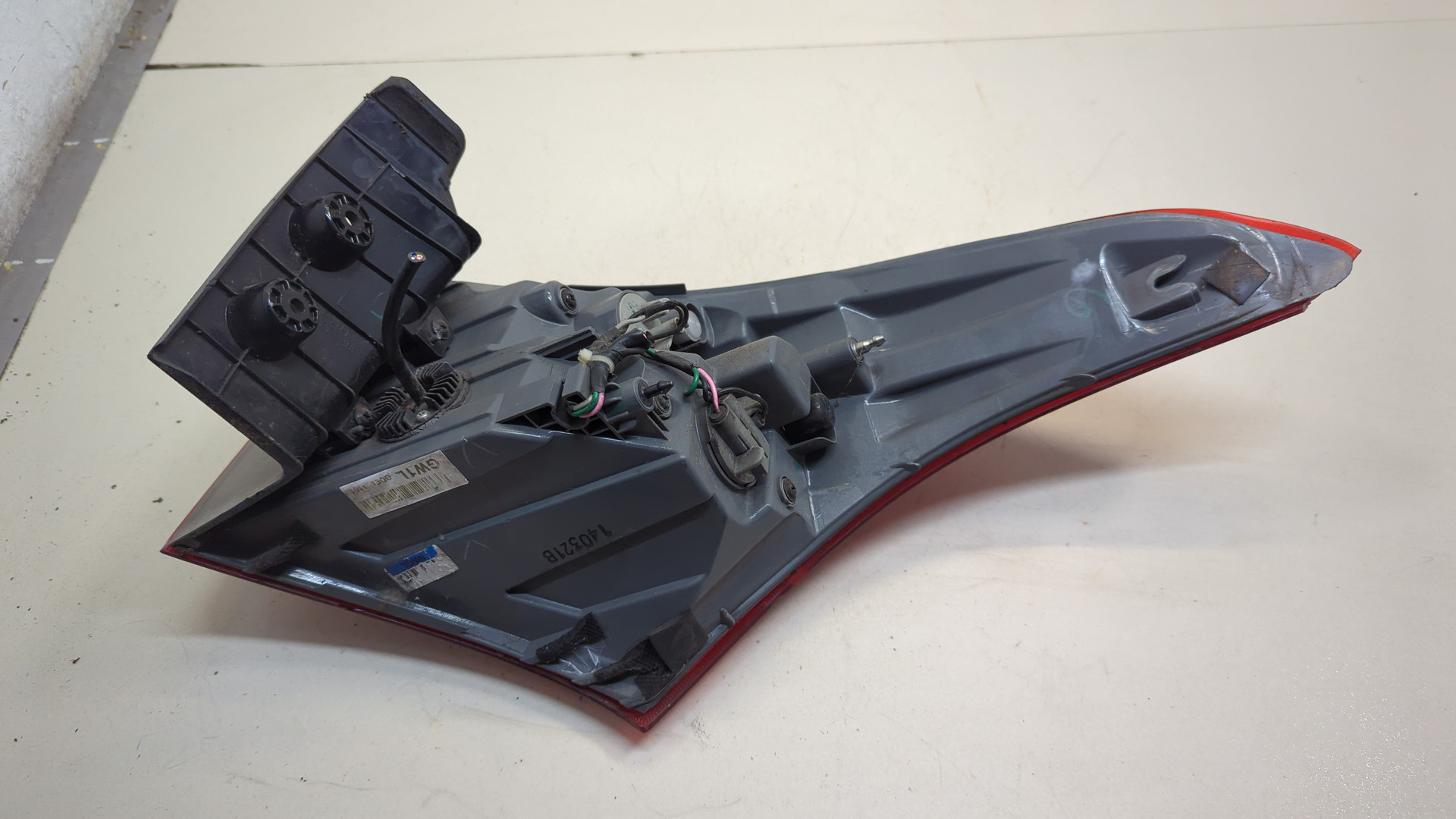 Фонарь задний левый